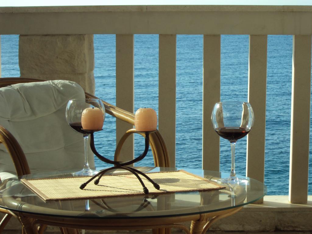 Beachfront First Line View Sveti Stefan Bilik gambar