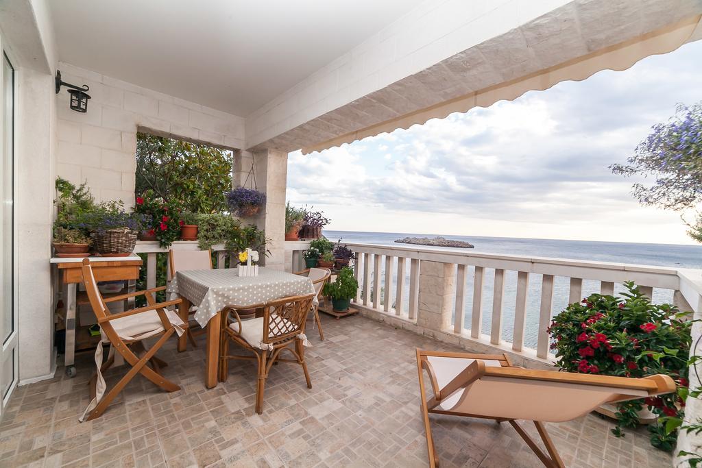 Beachfront First Line View Sveti Stefan Luaran gambar